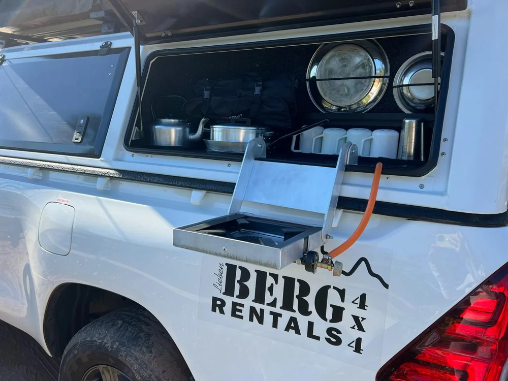 A fully equipped Berg camping setup
